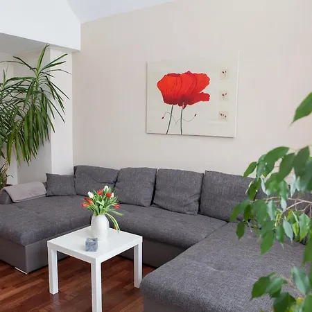Am Korretsberg Apartmán *